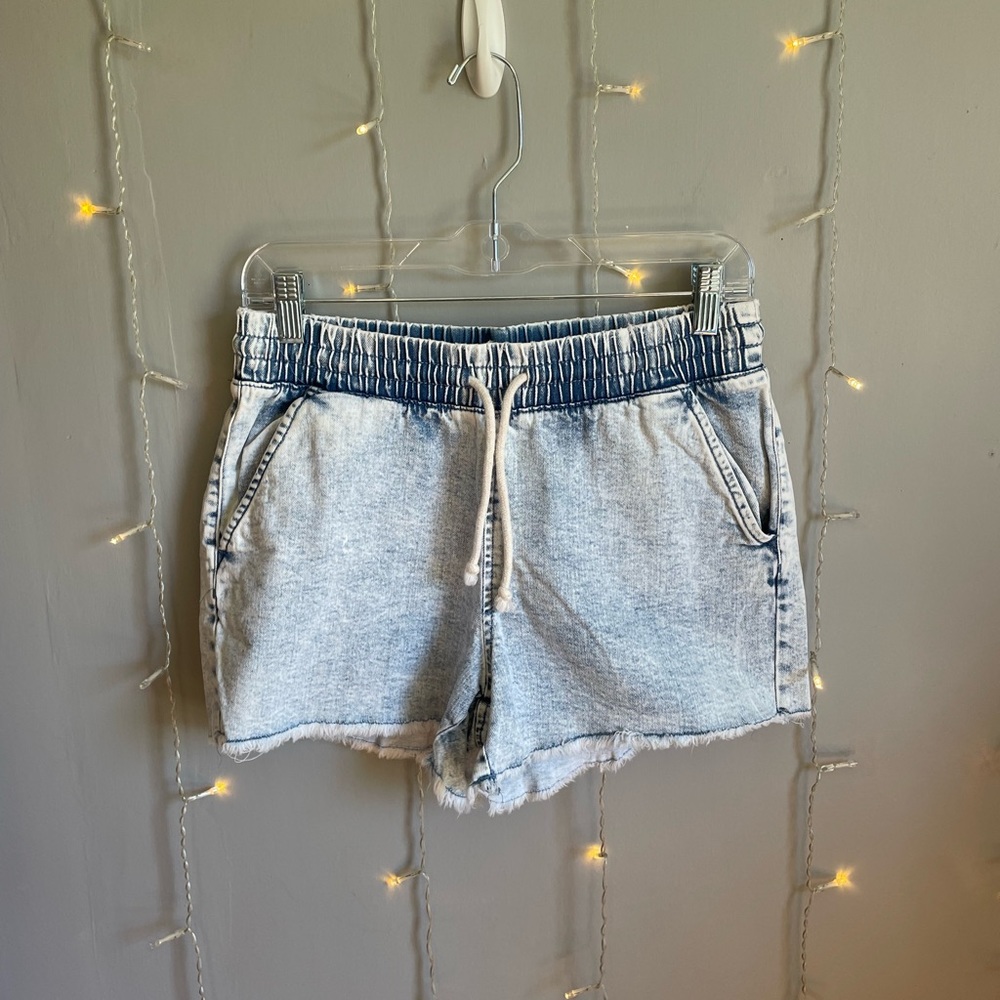 Women’s Small Jean Shorts